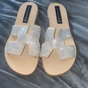 Excellent condition Steven by Steve Madden sandals